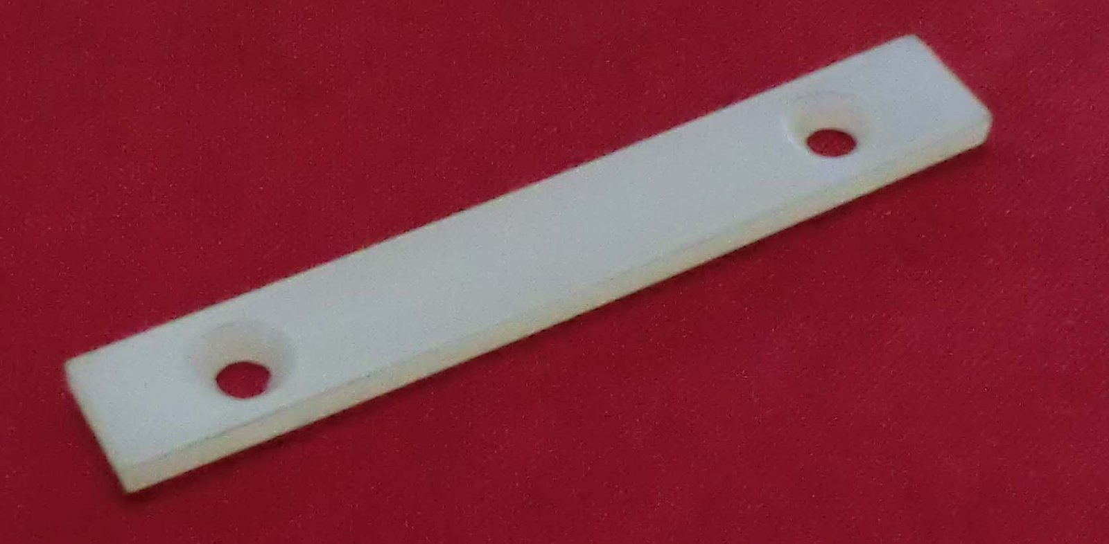 PLACA DE NYLON 180FA17