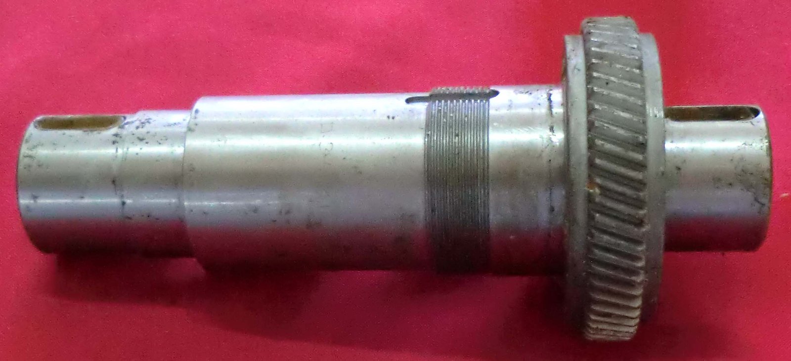 EJE ENGRANADO 39181-020