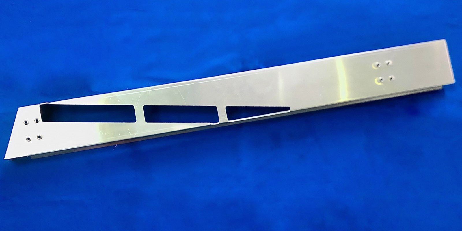 CALHA VIBRADORA 137DR4